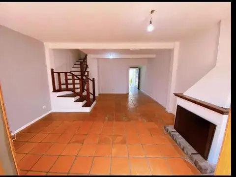 Depto Tipo Casa en Venta de 7 ambientes