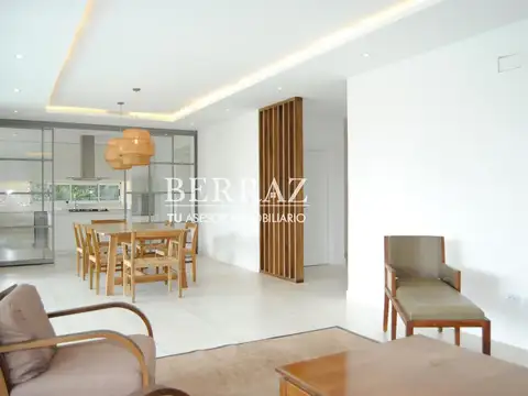 Casa venta de 7 ambientes al río en San Marco Villanueva lote de 900 m2