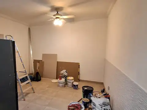 Depto Tipo Casa en Venta en Versalles, USD 89.000