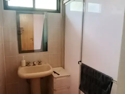 CASA CON PILETA EN VENTA, VISTALBA, B° LOS OLMOS