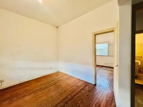 CASA PARA USO COMERCIAL - RAMOS MEJIA