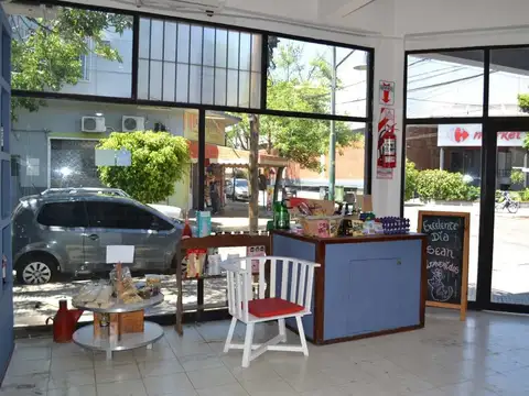 Alquiler Martinez Local esquina apto rubros