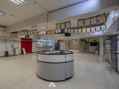 Local en Alquiler en Centro , USD 2.990