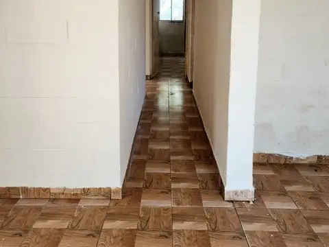 Muy buena ubicación y contexto vecinal.