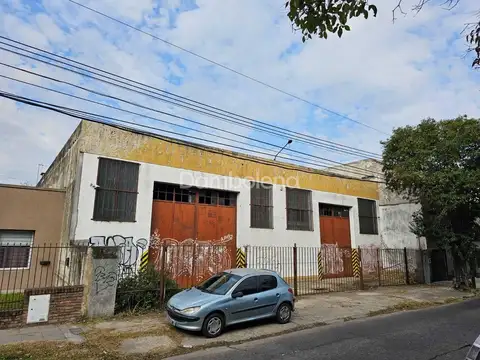 Depósito Galpón  en Venta en Morón,  G.B.A. Zona Oeste