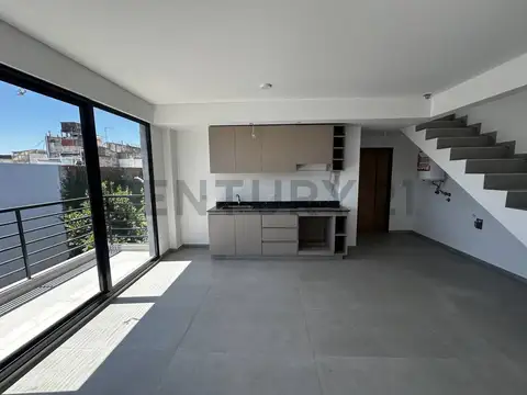 Remedios de Escalada de San Martin 2300, Piso 2