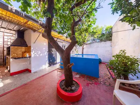 CASA VENTA 2 DOMITORIOS COCHERA EMPLAME  GRANEROS