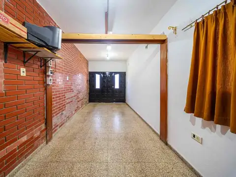 Depto Tipo Casa en Venta 46 años