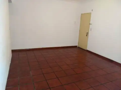 Departamento en Venta en Haedo, USD 75.000