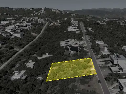 Terreno en Venta en La Calera, USD 210.000