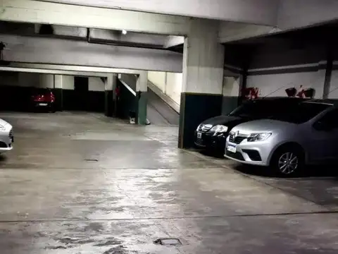 Cochera en venta - 12Mts2 - Monserrat