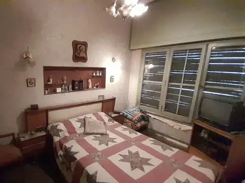 CASA 4 AMBIENTES EN VENTA LANUS