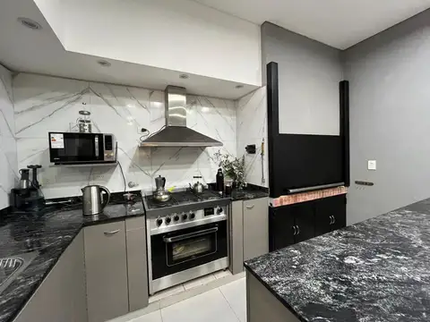 Casa en Venta en El Palomar, USD 180.000