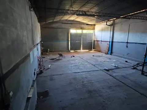 Galpón en Alquiler – 180 m² Funcionales para Múltiples Usos