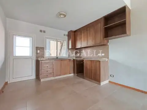 Depto Tipo Casa 3 ambientes con 1 baño