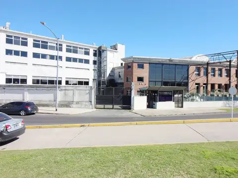 Depósito venta La Boca de 6.600m²