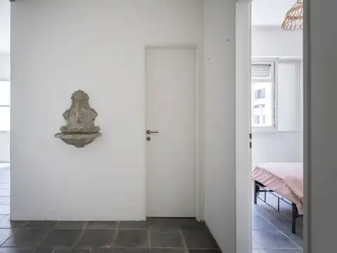 Uriburu y Av. Las Heras