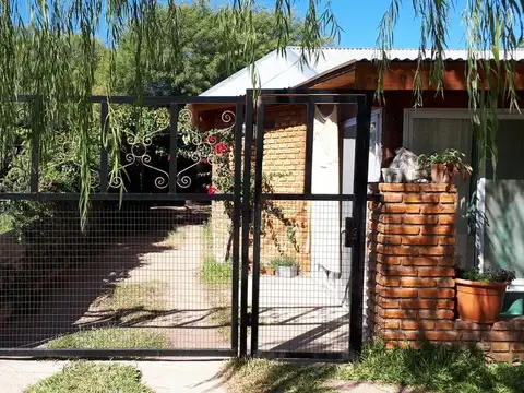 Centro de San Marcos Sierras en la esquina entre calle Córdoba y El Jilguero