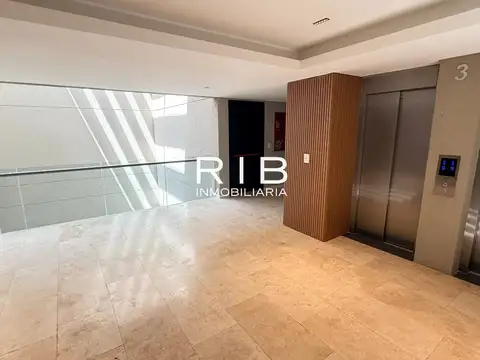 Luminosa Oficina en Agora 1