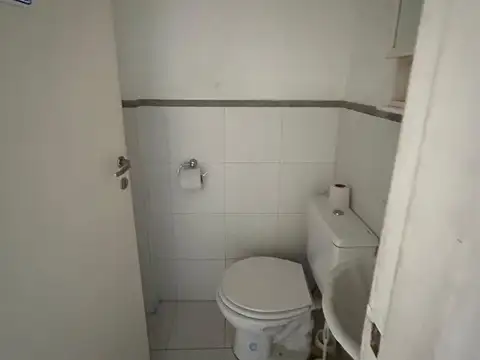 Local en Alquiler Via Púb.