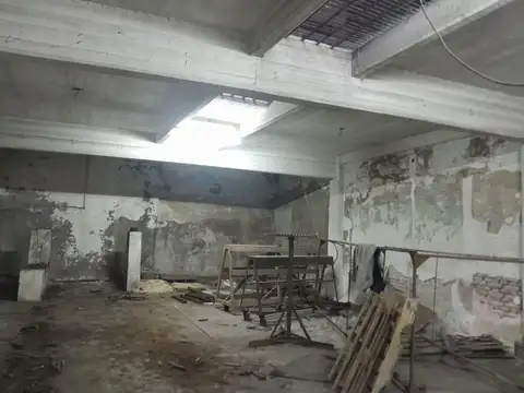 Galpon en Venta en Valentin Alsina, USD 120.000