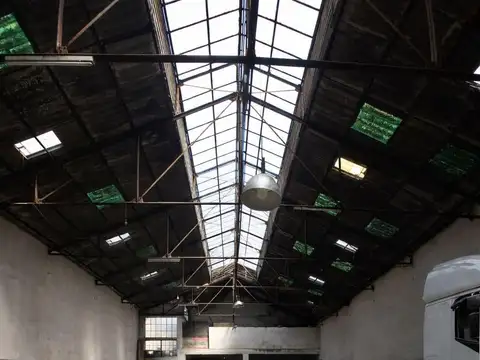 Galpon en Venta en Velez Sarsfield, USD 680.000