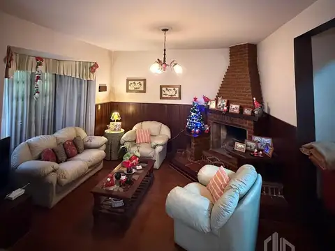 Casa en Venta en Remedios de Escalada, USD 249.900