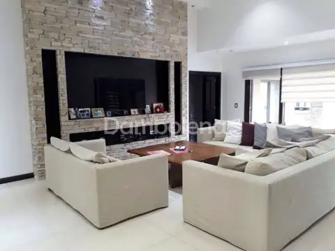 Casa en Venta de 7 dormitorios