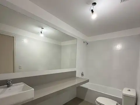 Venta departamento 4 ambientes en el puerto de Olivos - Frente al rio