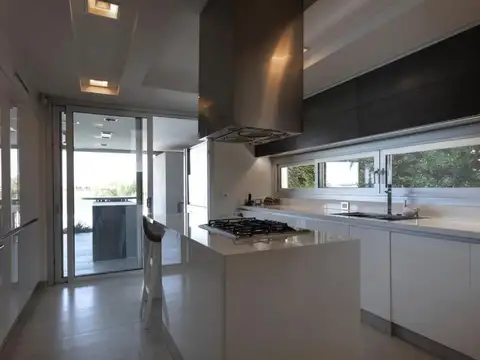 Casa en Venta en Nordelta El Golf, USD 1.900.000