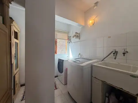 Departamento en Av. Pellegrini