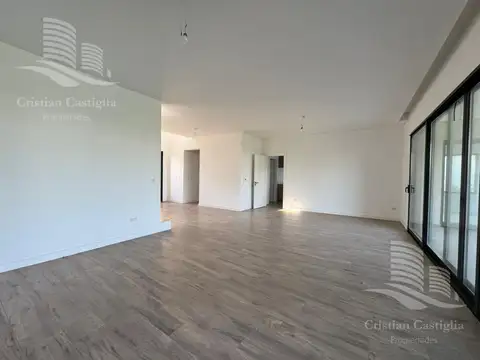 Casa 5 ambientes con 5 baños