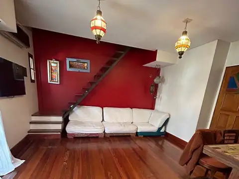 Depto Tipo Casa en Alquiler de 2 ambientes