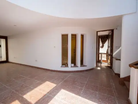 Propiedad centrica ideal para uso comercial