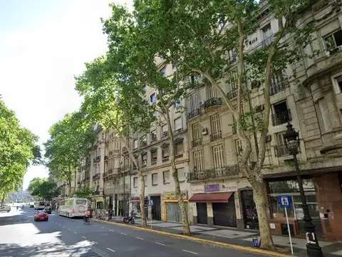 Oficina 3 ambientes con 1 baño