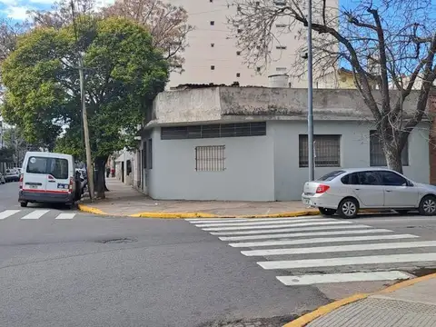 Casa 5 ambientes con 1 baño