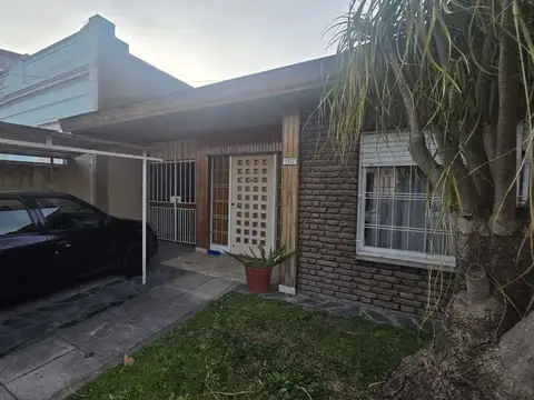 VENTA de  Casa 3 AMBIENTES, CASEROS