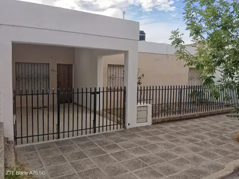 Casa en alquiler en Neuquen
