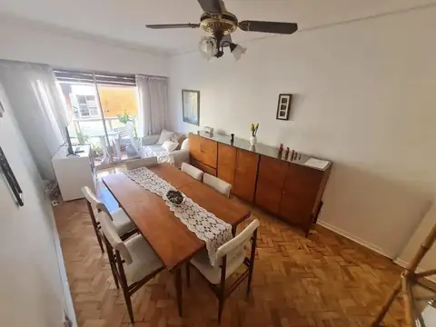 Departamento 3 ambientes con balcón al frente y lavadero independiente en alquiler caballito