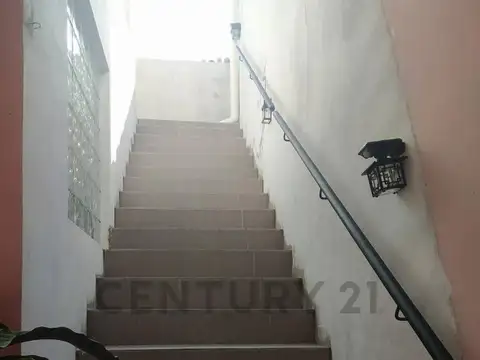 Pedro Lozano 4600, Piso 0