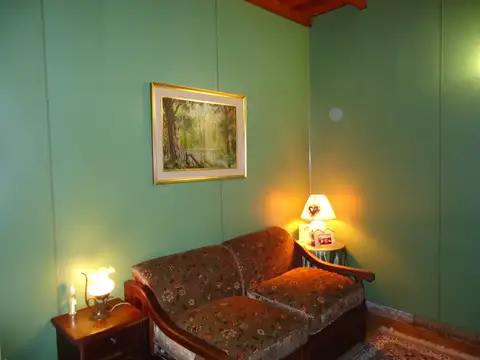 SOBRE LOTE 20 x 40 mts. VIVIENDA MULTIFAMILIAR EN 2 PLANTAS.