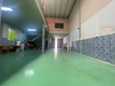 Galpón en venta en Liniers