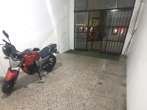 Local en Alquiler Via Pública