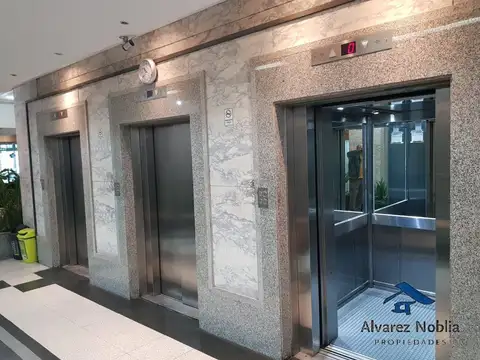 Oficina en Venta al Oeste