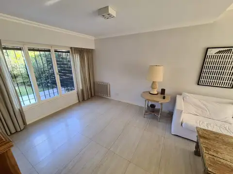 Casa en Alquiler en Acassuso, USD 2.400