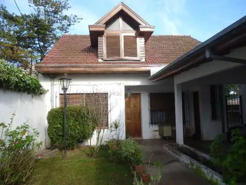 Casa en 2 plantas  en venta