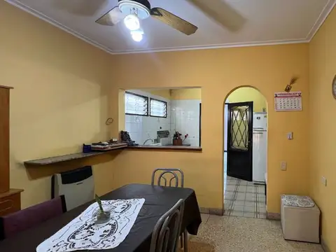 Depto Tipo Casa en Venta con 1 cocheras