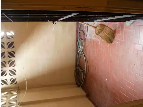 Depto Tipo Casa en Venta 50 años