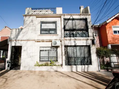 Depto Tipo Casa en Venta de 2 ambientes