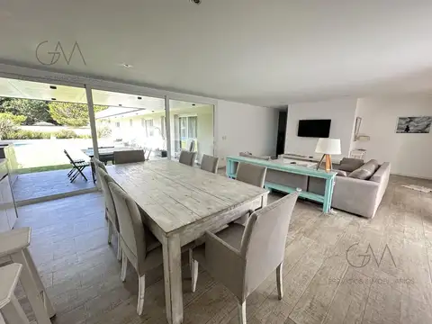 Casa en Alquiler de 3 dormitorios